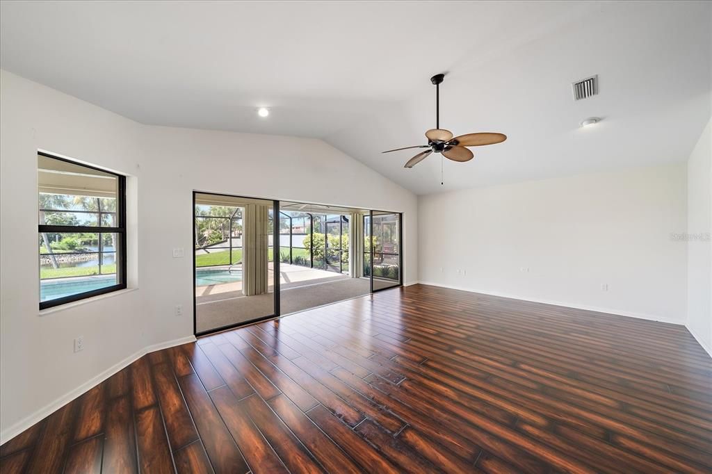 Empty room, Interior, Recessed Lighting, Wood Texture Flooring
