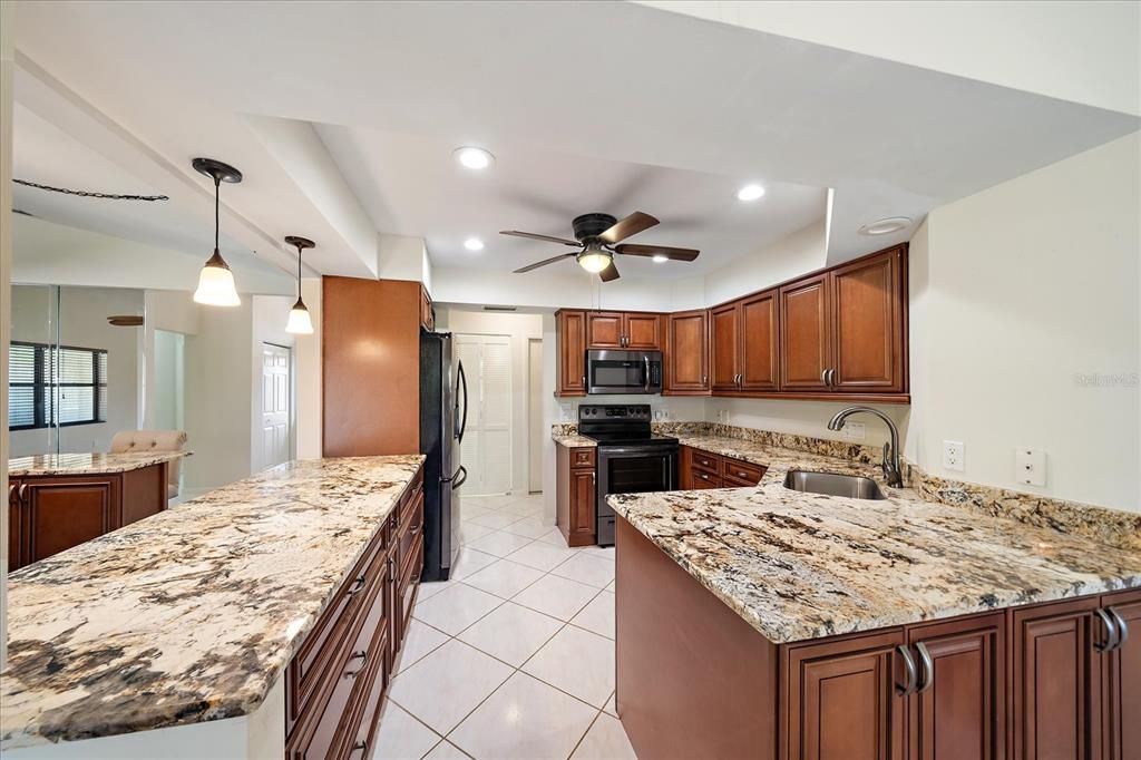 Interior, Kitchen, Pendant Lights, Recessed Lighting
