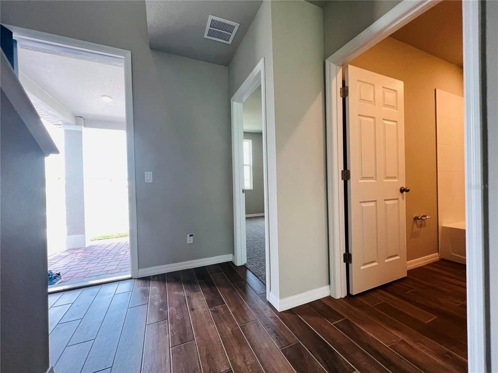 Empty room, Interior, Wood Texture Flooring