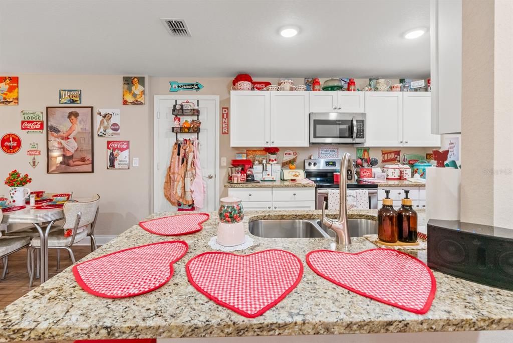 Dining room, Interior, Kitchen, Recessed Lighting, Stainless Steel Appliances