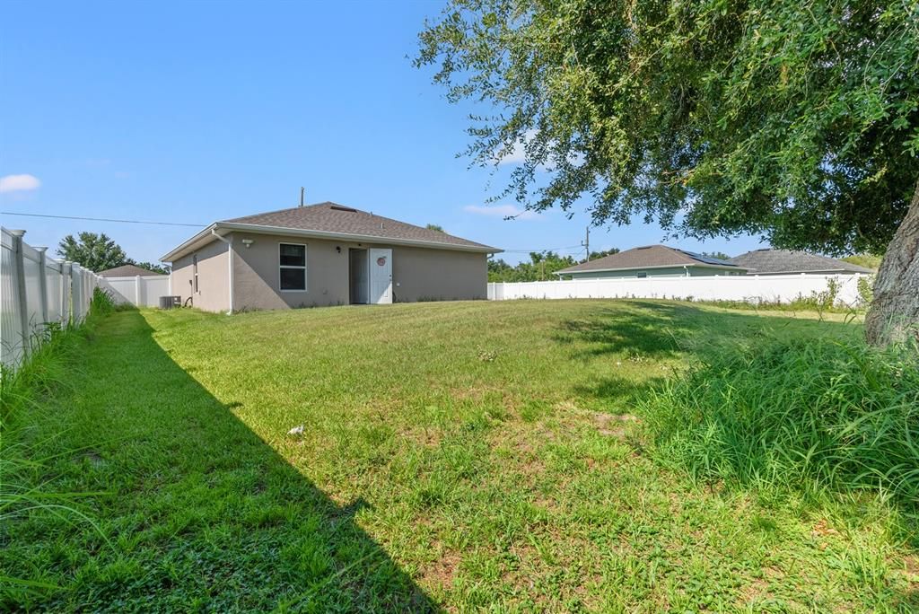 Backyard, Exterior