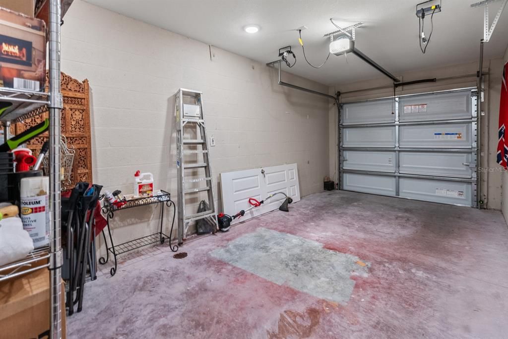 Garage, Interior, Recessed Lighting