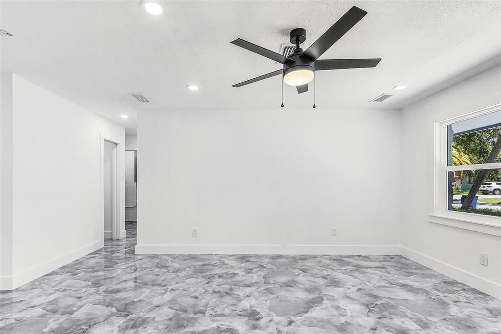 Empty room, Interior, Marble, Recessed Lighting