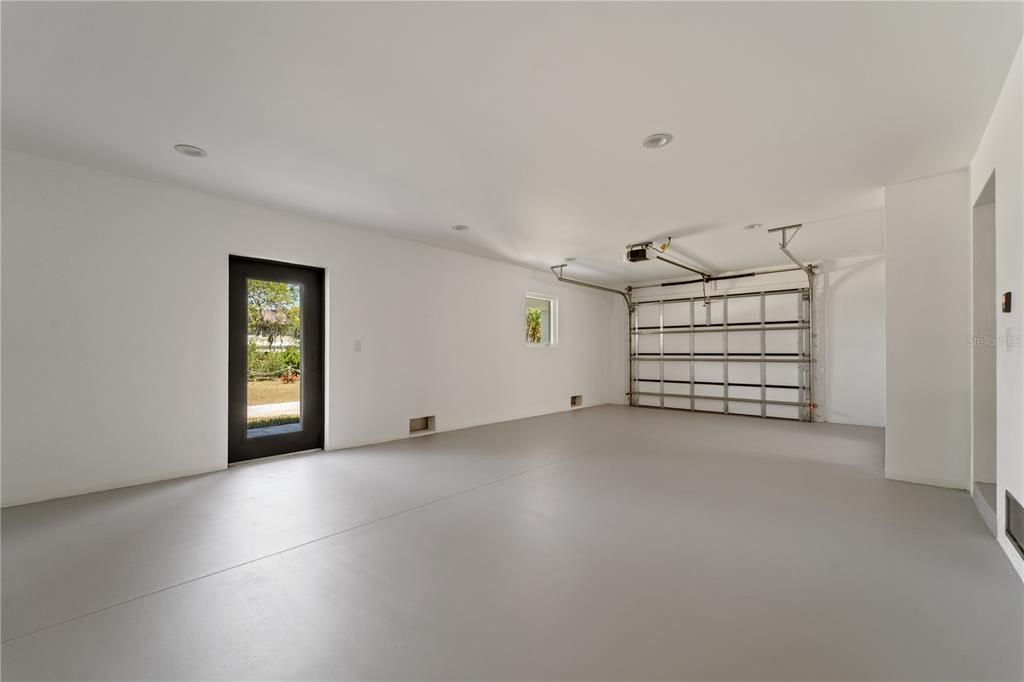 Garage, Interior, Recessed Lighting