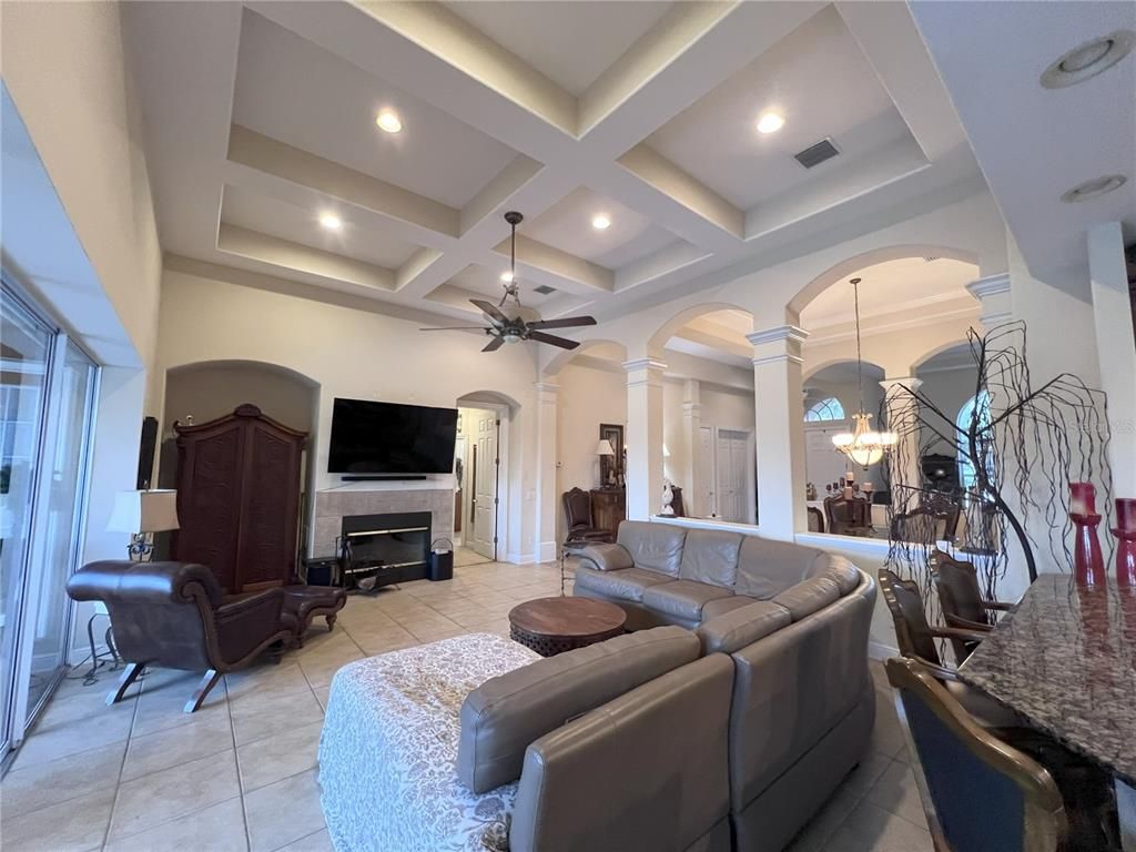 Fireplace, Interior, Living room, Recessed Lighting