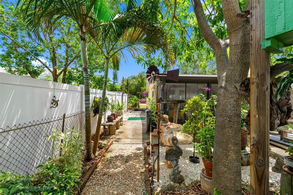 Backyard, Exterior