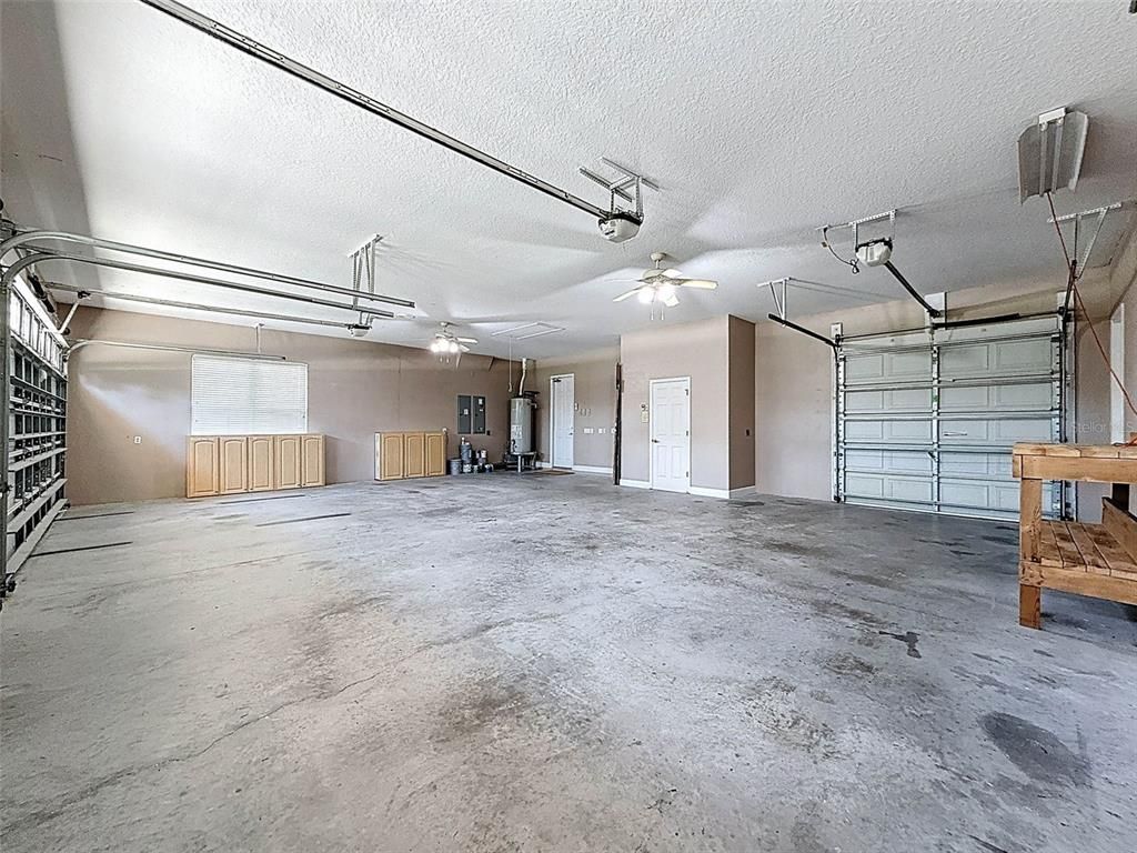 Garage, Interior