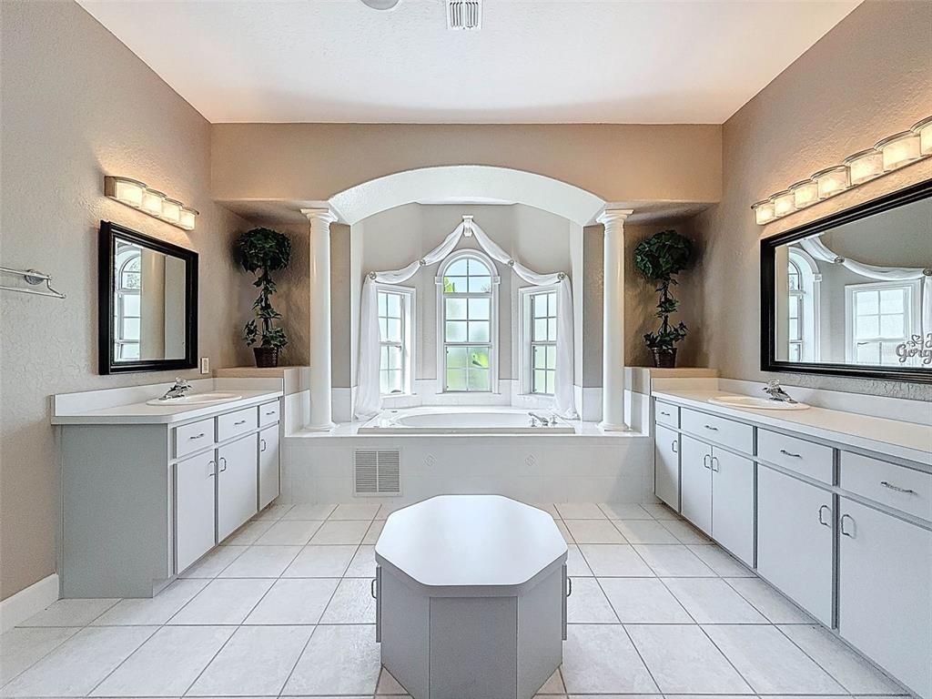 Bathroom, Dual Sink Vanities, Free Standing Baths, Interior