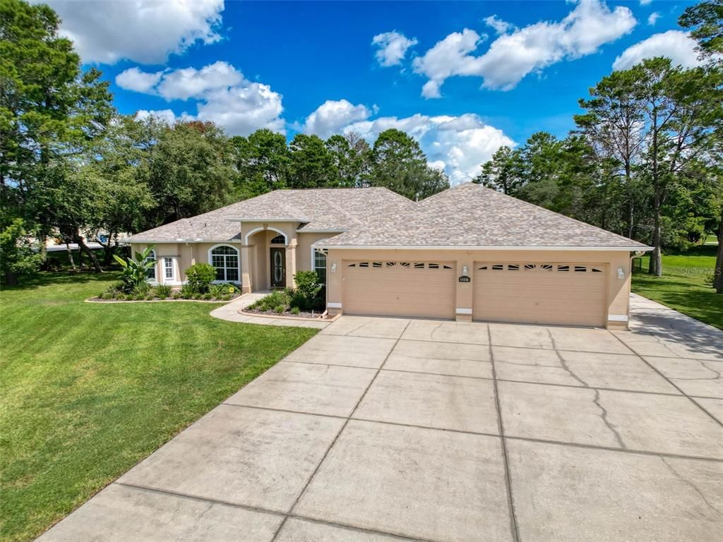 Attached, Backyard, Exterior, Facade, Ranch