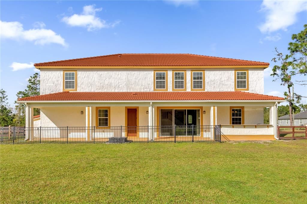 Exterior, Facade, Mediterranean