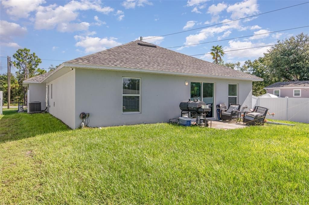 Backyard, Exterior