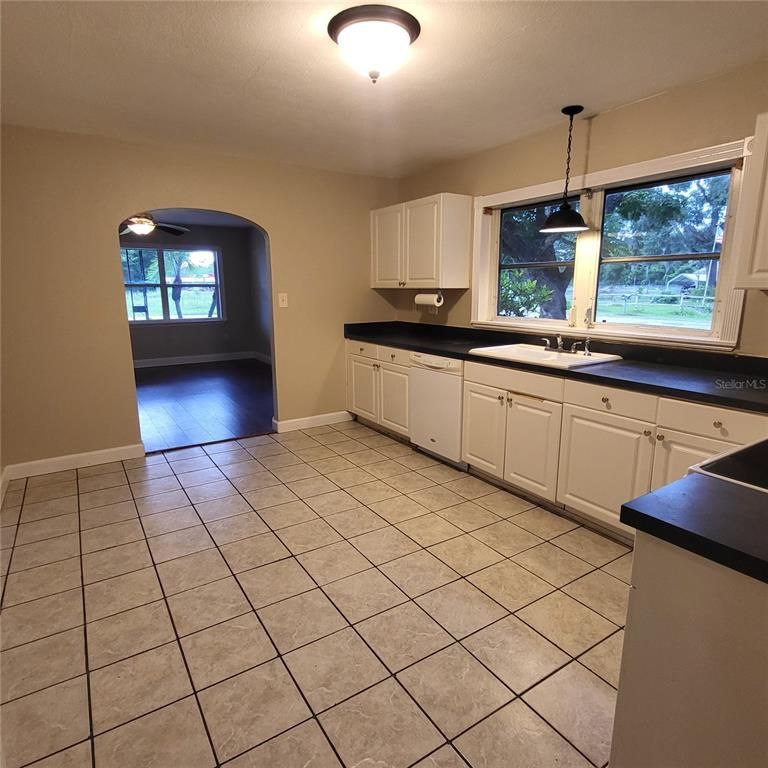 Interior, Kitchen, Pendant Lights