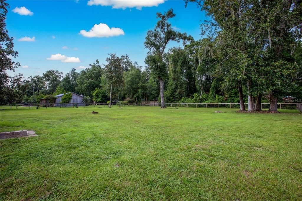 Backyard, Exterior