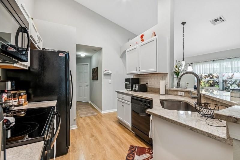 Interior, Kitchen, Pendant Lights, Wood Texture Flooring