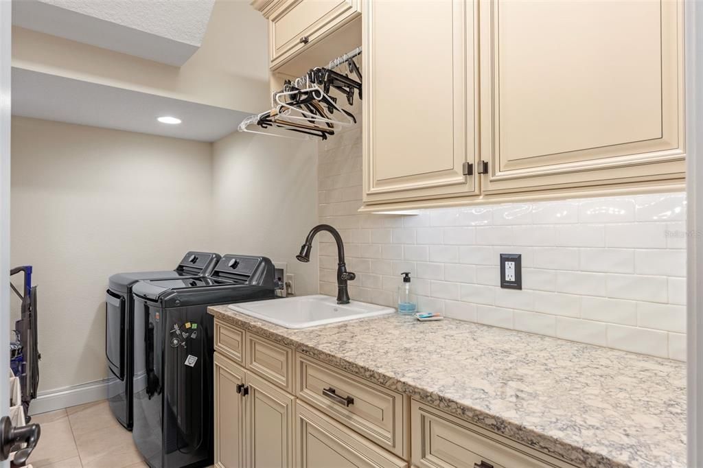 Interior, Recessed Lighting, Washer