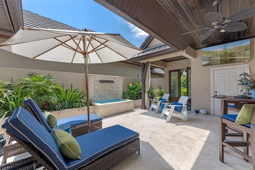 Exterior, Pool