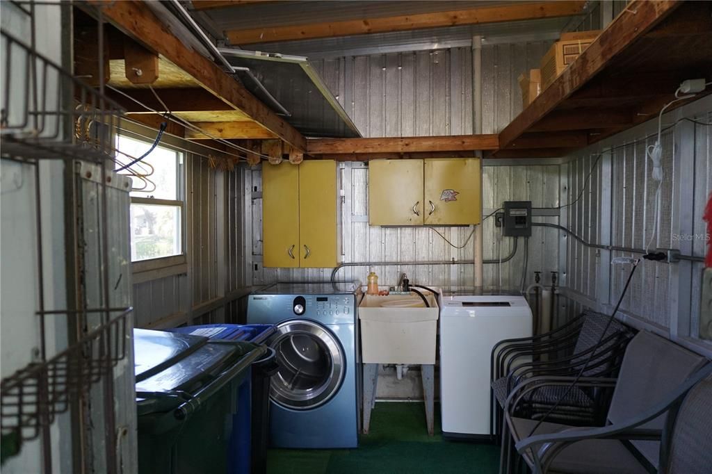 Interior, Washer