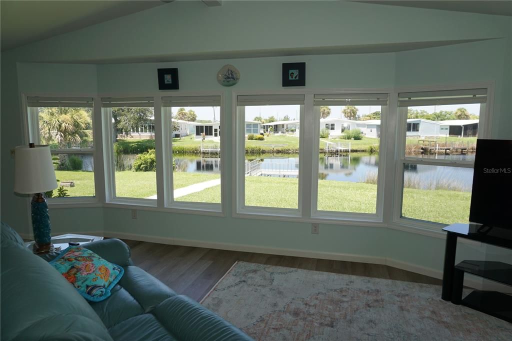 Interior, Sun Room, Water, Wood Texture Flooring