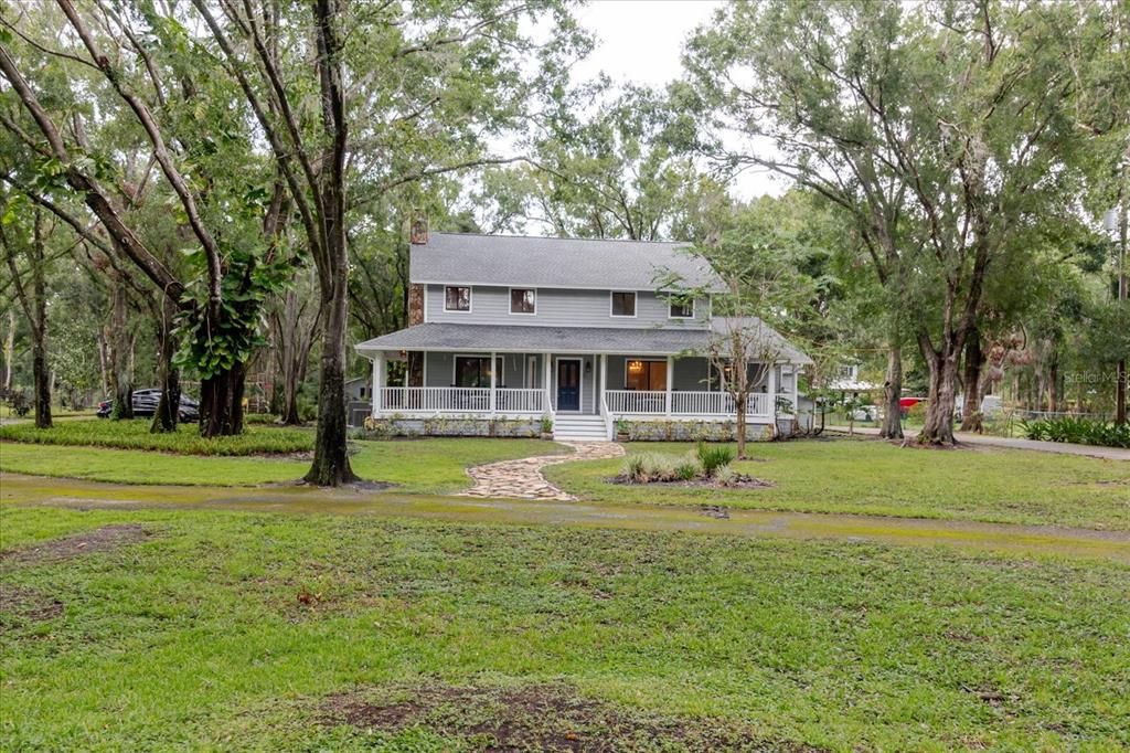 Backyard, Exterior