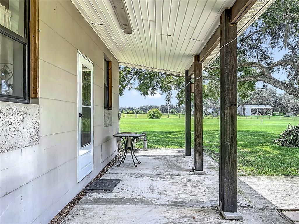 Backyard, Exterior