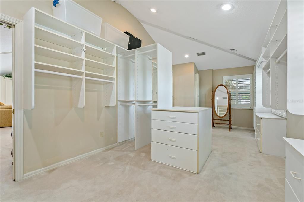 Interior, Recessed Lighting, Walk-in Closets