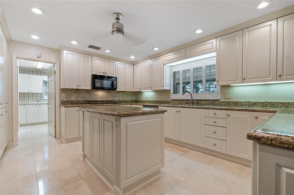 Interior, Kitchen, Recessed Lighting