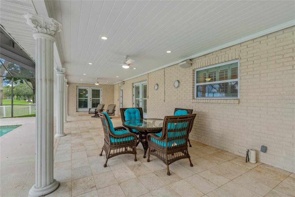 Dining room, Exterior, Interior, Recessed Lighting, Sun Room