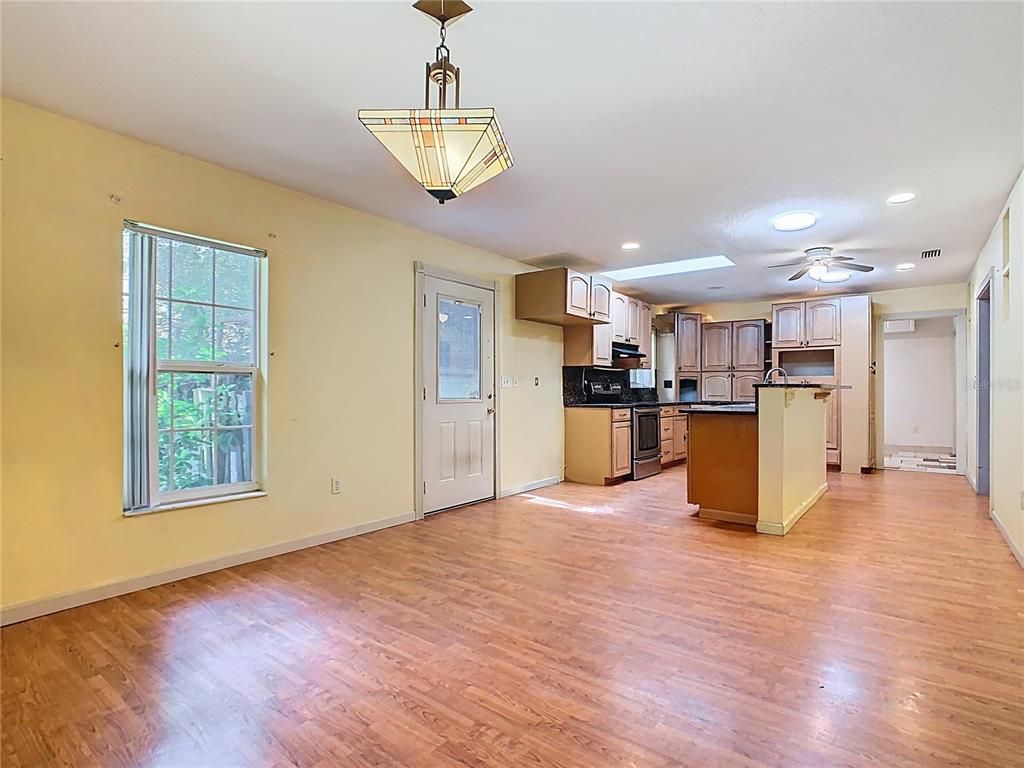 Interior, Kitchen, Recessed Lighting, Wood Texture Flooring