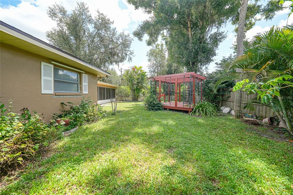 Backyard, Exterior