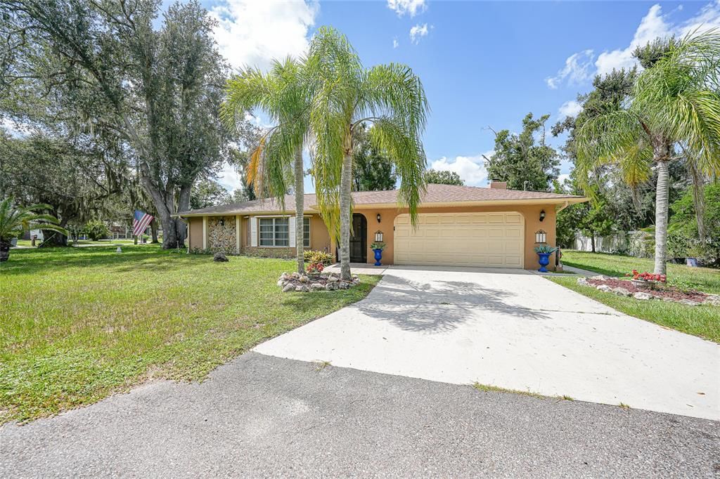 Attached, Backyard, Exterior, Facade, Ranch