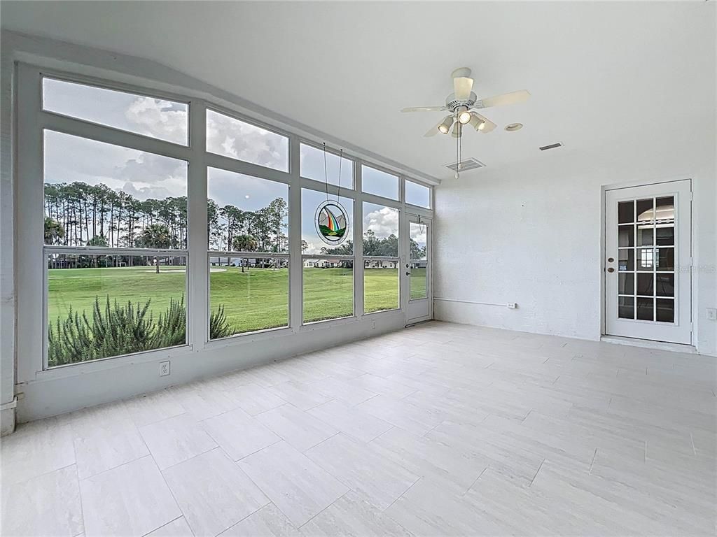 Empty room, Interior, Sun Room