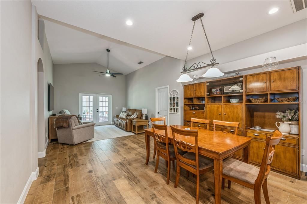 Dining room, Interior, Living room, Pendant Lights, Recessed Lighting, Wood Texture Flooring