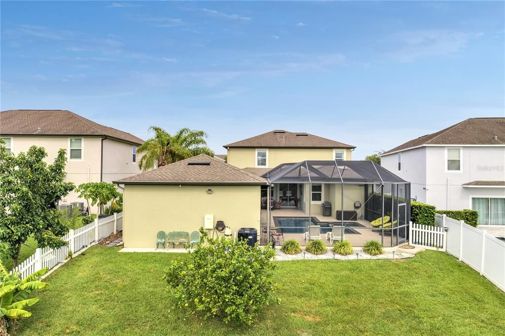 Backyard, Exterior