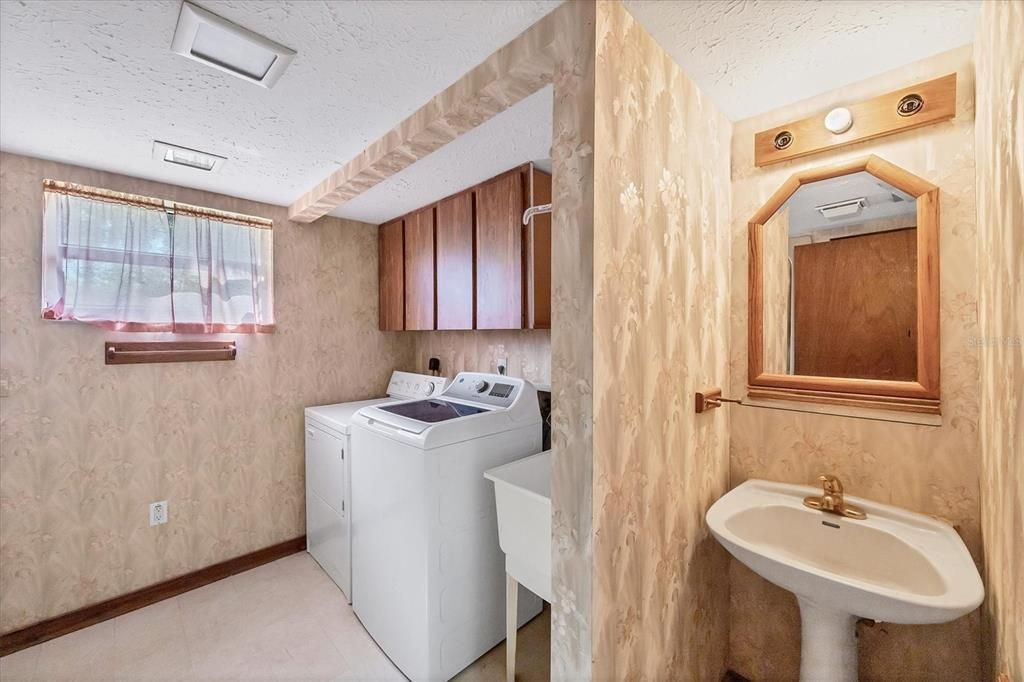 Interior, Washer