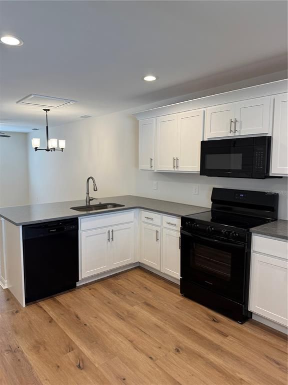 Chandelier, Interior, Kitchen, Recessed Lighting, Wood Texture Flooring