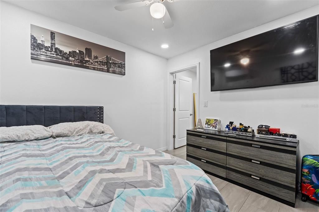 Bedroom, Interior, Recessed Lighting