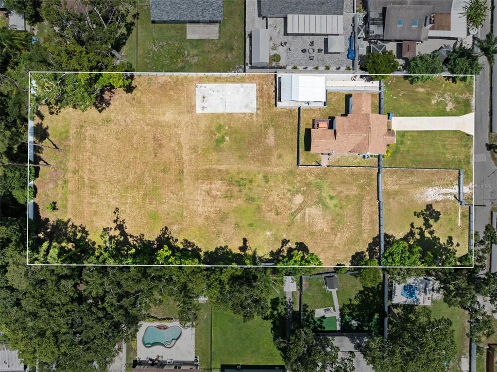 Exterior, Drone