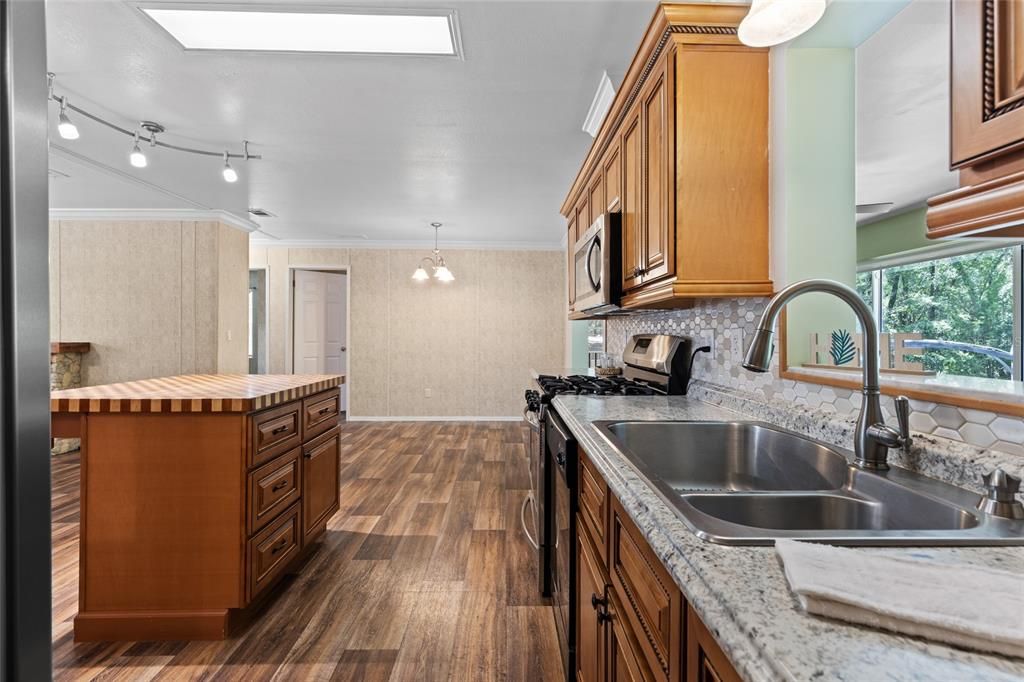 Interior, Kitchen, Pendant Lights, Wood Texture Flooring
