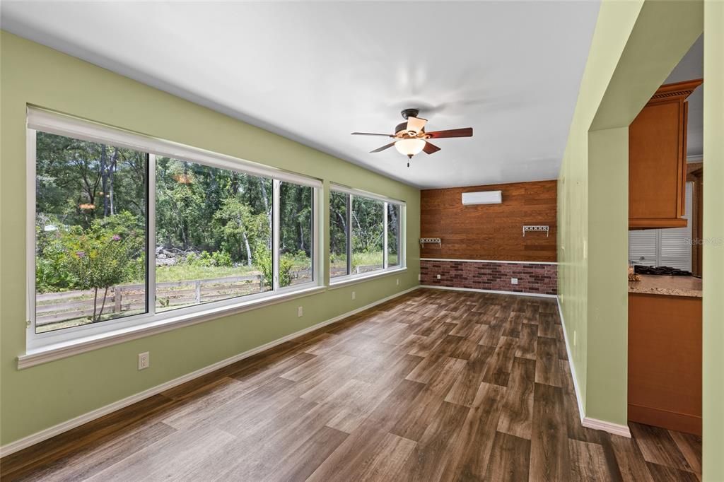 Empty room, Interior, Wood Texture Flooring, Wooden Walls