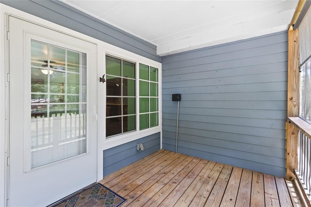 Exterior, Wood Texture Flooring