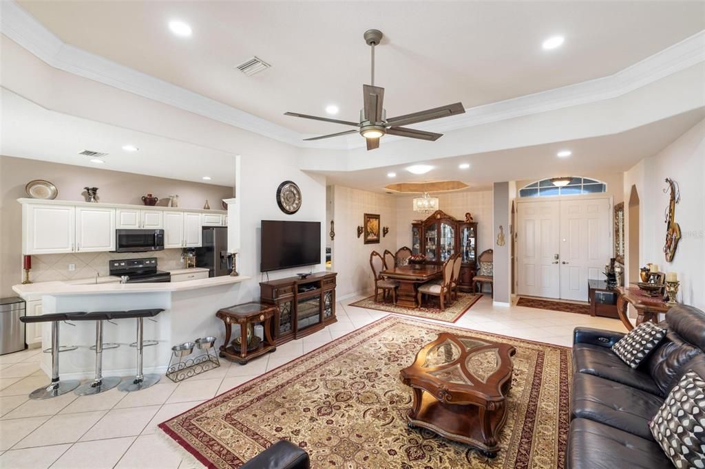 Dining room, Interior, Kitchen, Living room, Recessed Lighting