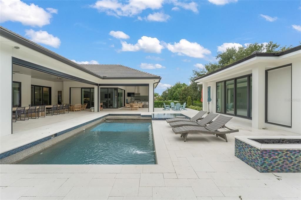 Exterior, Pool