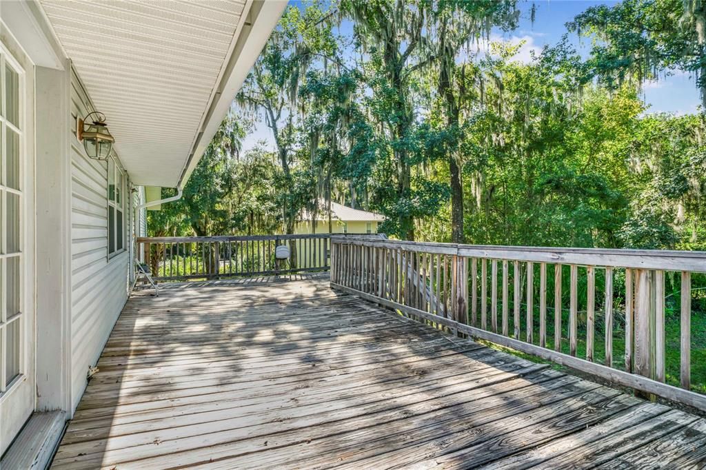 Exterior, Wood Texture Flooring