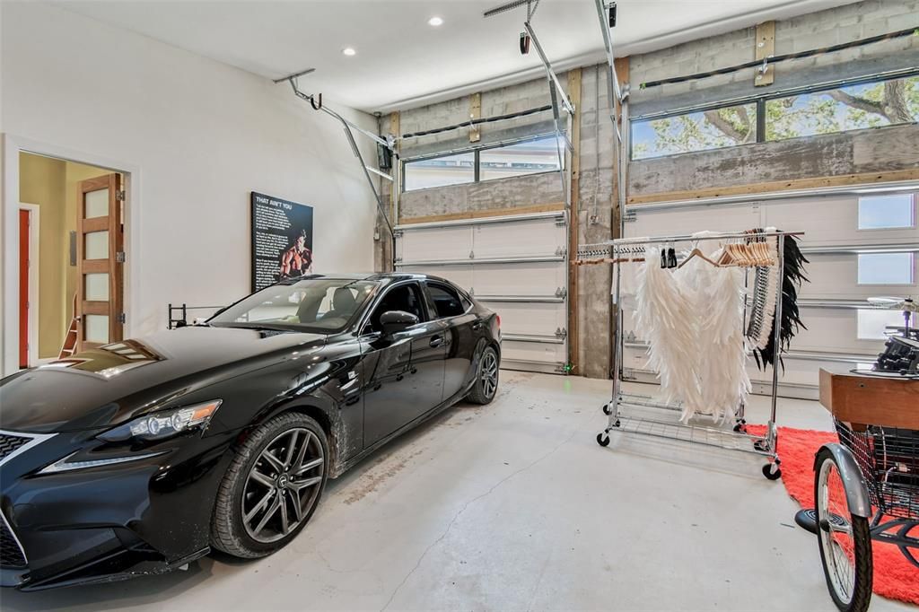 Garage, Interior