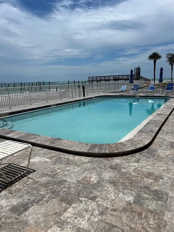 Exterior, Pool, Water