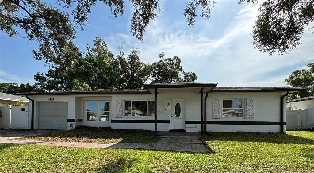Attached, Backyard, Exterior, Facade, Ranch