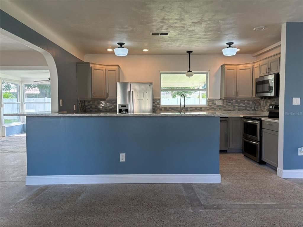 Interior, Kitchen, Pendant Lights, Recessed Lighting, Stainless Steel Appliances