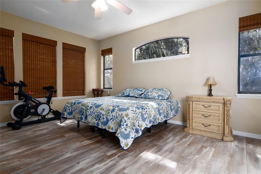 Bedroom, Fitness Equipment, Interior, Wood Texture Flooring