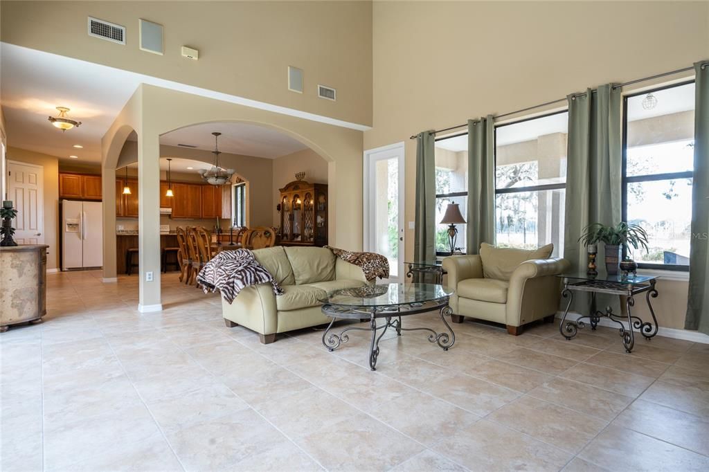 Chandelier, Dining room, Interior, Kitchen, Living room, Pendant Lights, Recessed Lighting