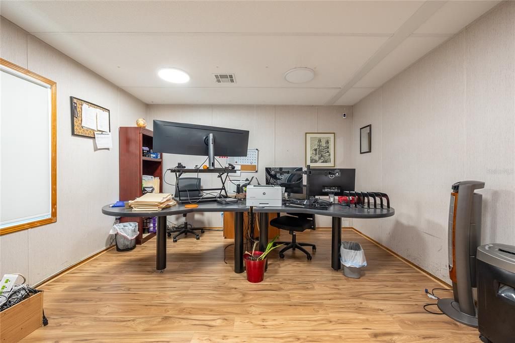 Home Office, Interior, Recessed Lighting, Wood Texture Flooring